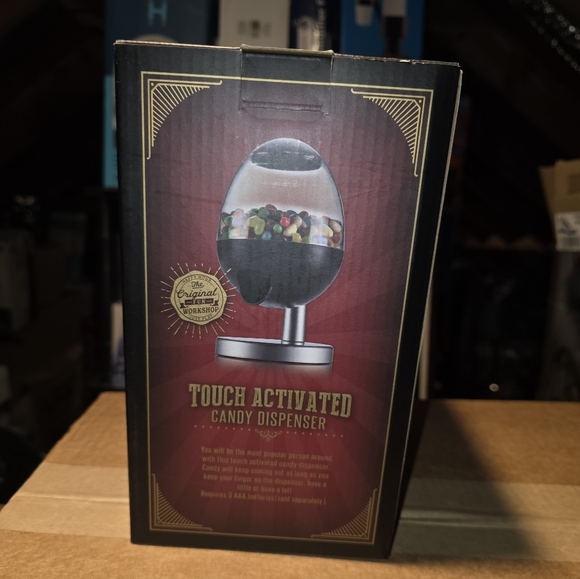 Touch Activated Candy Dispenser - Picture 2 of 3